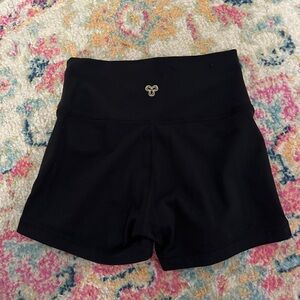 Aritzia Biker Shorts